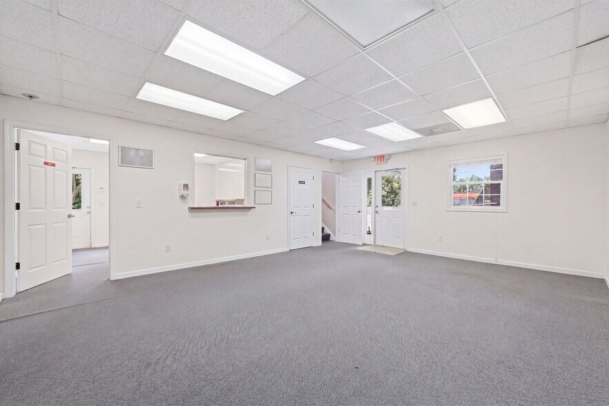 More Photos Of 70 Mountain Dr, Dahlonega Medical For Lease