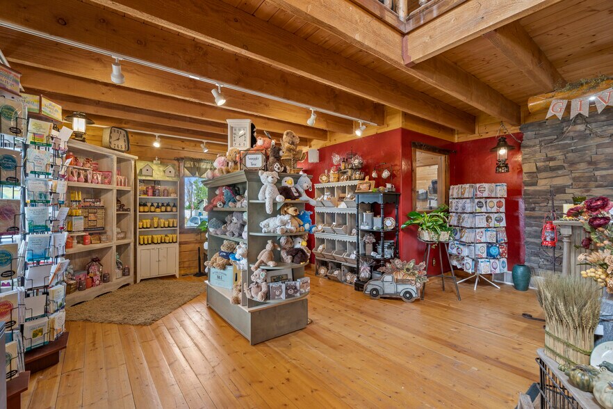 More Photos Of 280 W 500 S, Fillmore Storefront Retail Office For Sale