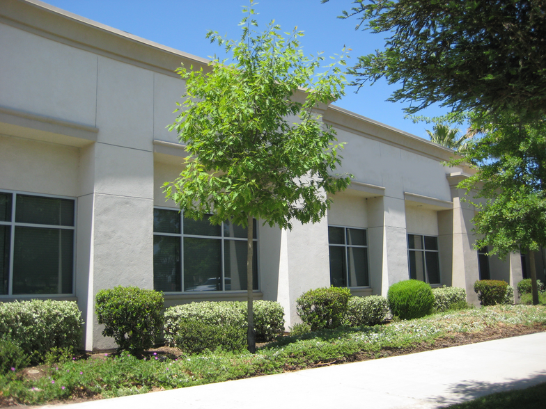 Primary Photo Of 4927 Calloway Dr, Bakersfield Office For Lease