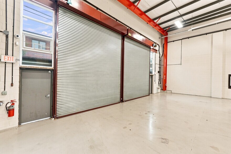 More Photos Of 163-171 Delancy St, Newark Warehouse For Lease
