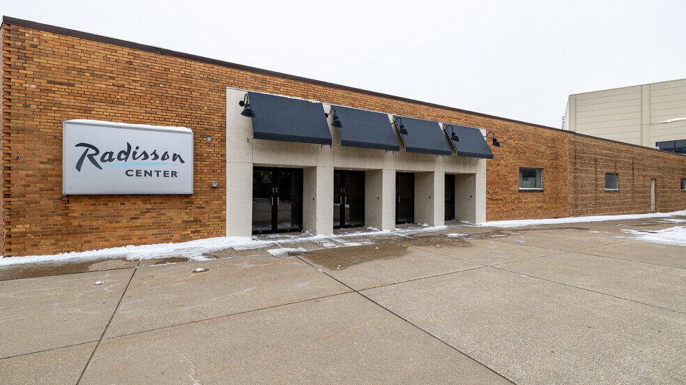 Primary Photo Of 300 2nd St S, La Crosse Office For Sale