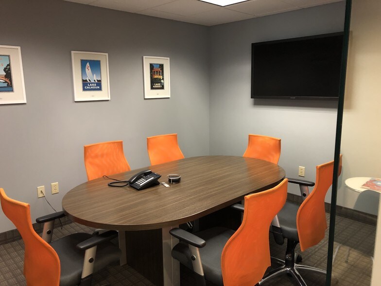 More Photos Of 5810 78th St W, Bloomington Office For Lease