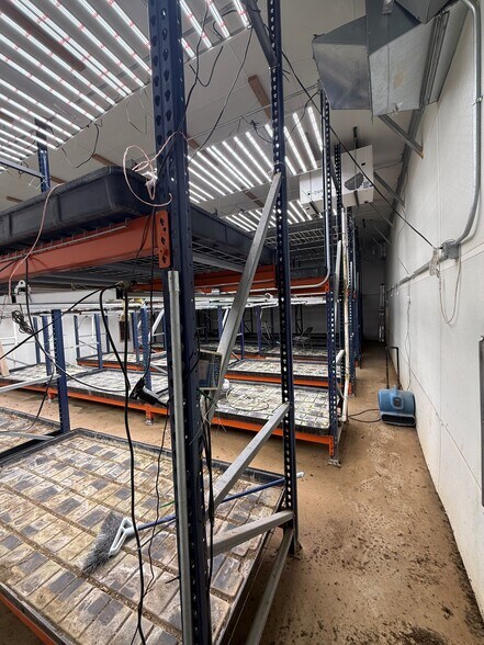 More Photos Of 1144 Buckstitch Rd, Sulphur Industrial For Sale