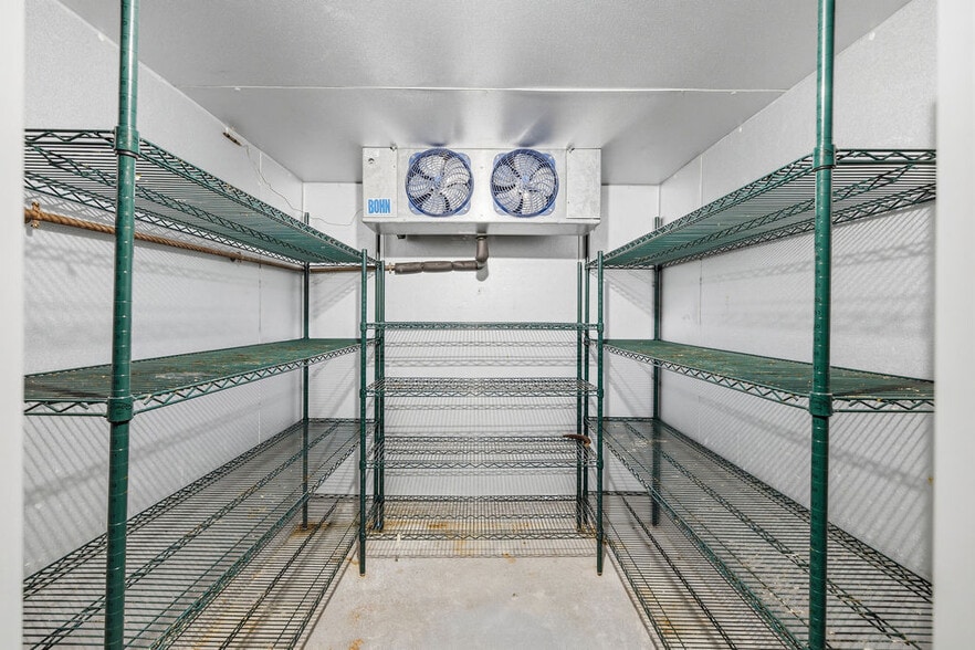 More Photos Of 159 S Main St, Fall River General Retail For Sale