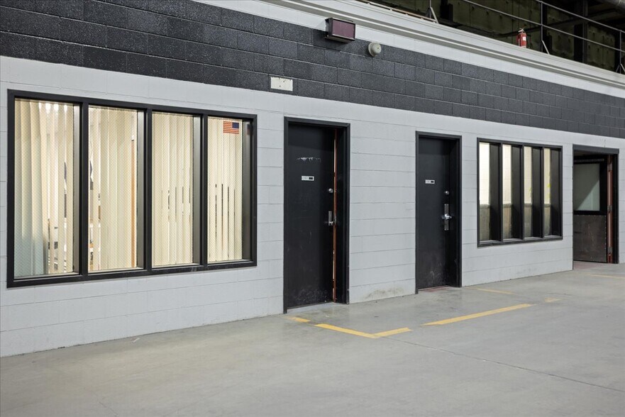 More Photos Of 1938 Wyott Dr, Cheyenne Warehouse For Lease