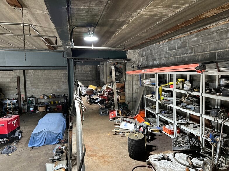 More Photos Of 46-27 54th Rd, Maspeth Industrial For Lease