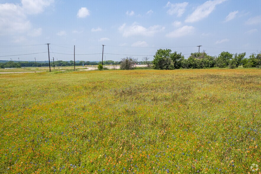 More Photos Of Rosenthal Road @ South Temple Road, Lorena Land For Sale