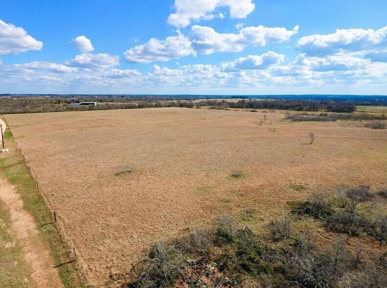 More Photos Of 1119 County Road 301, Elgin Land For Sale