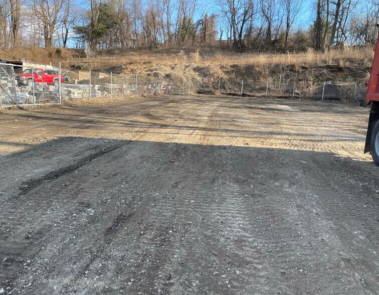 More Photos Of 258 Bodley Rd, Aston Land For Lease