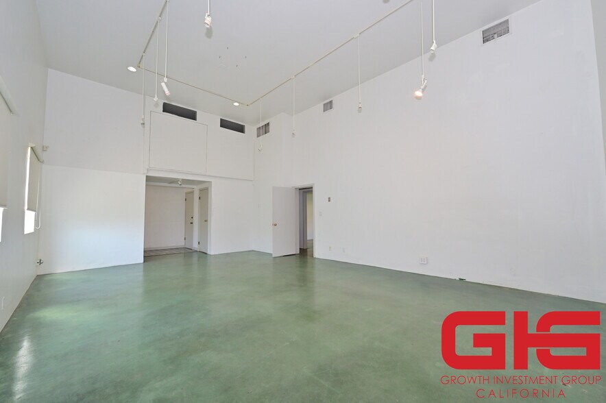 More Photos Of 88 N Hill Ave, Pasadena Storefront For Sale
