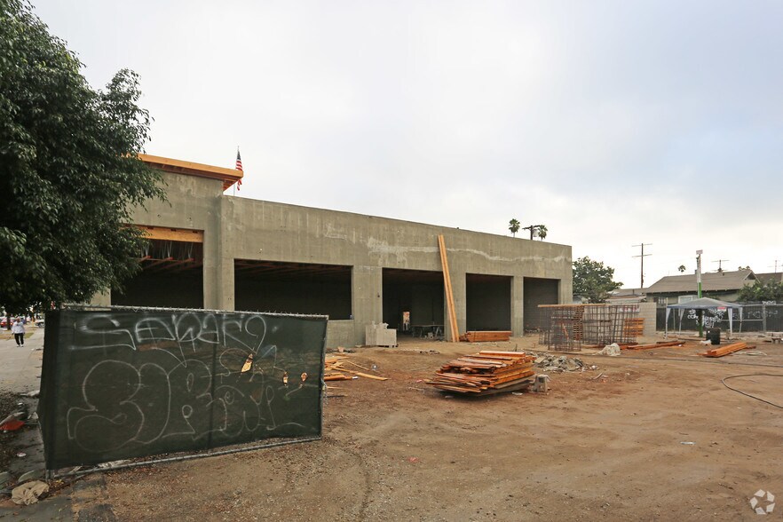 More Photos Of 6224 S Figueroa St, Los Angeles Auto Repair For Lease