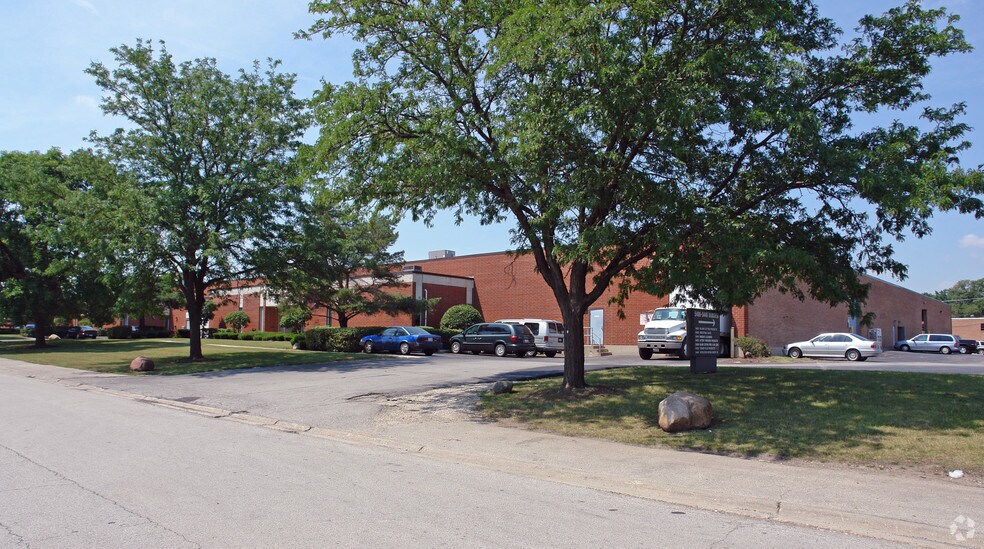 More Photos Of 5404-5446 Dansher Rd, Countryside Warehouse For Lease
