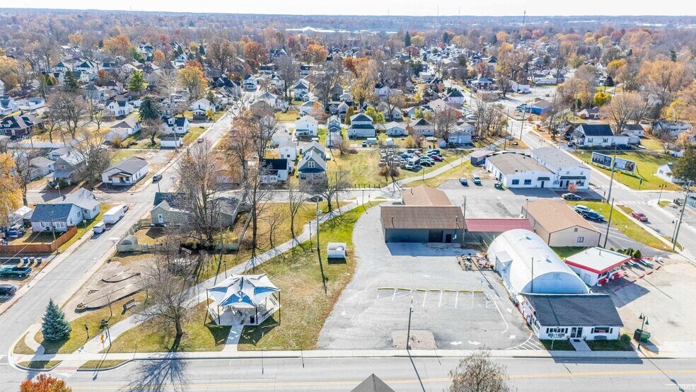 More Photos Of 1215 W Jefferson St, Kokomo Freestanding For Sale