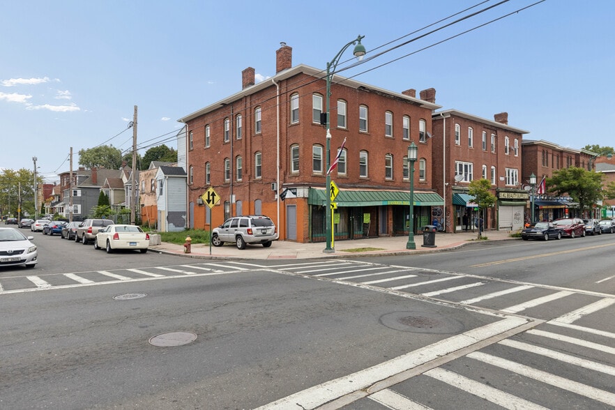 More Photos Of 648-658 Park St, Hartford Apartments For Sale