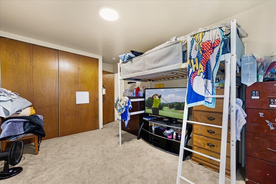 More Photos Of 236 Haas Ave, San Leandro Apartments For Sale