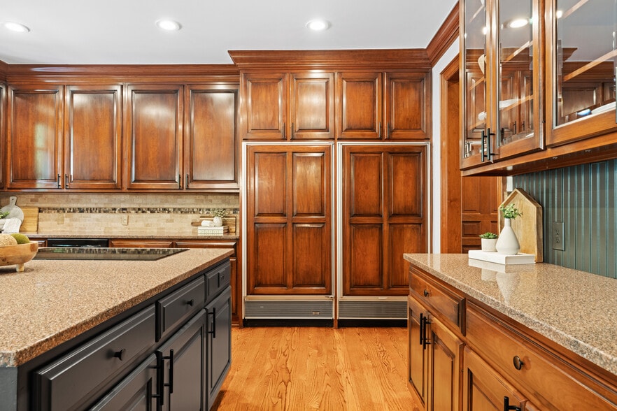 More Photos Of 5455 Plantation Rd, Sunbury Lodge Meeting Hall For Sale
