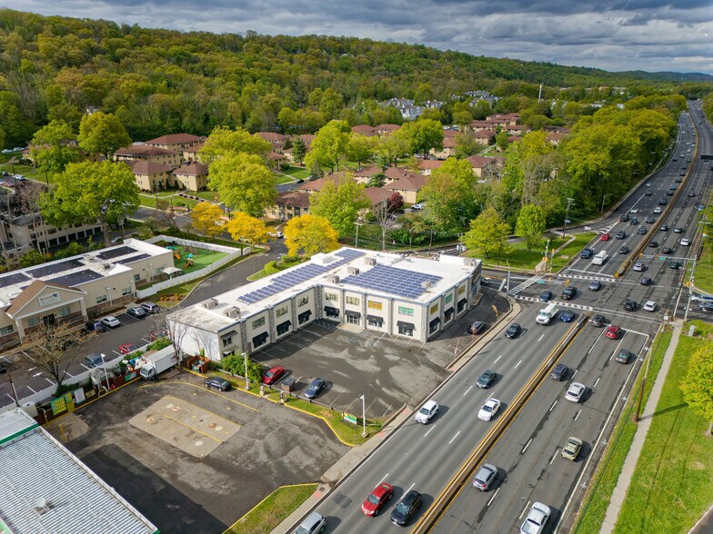 More Photos Of 481 US Highway 22, North Plainfield Freestanding For Lease