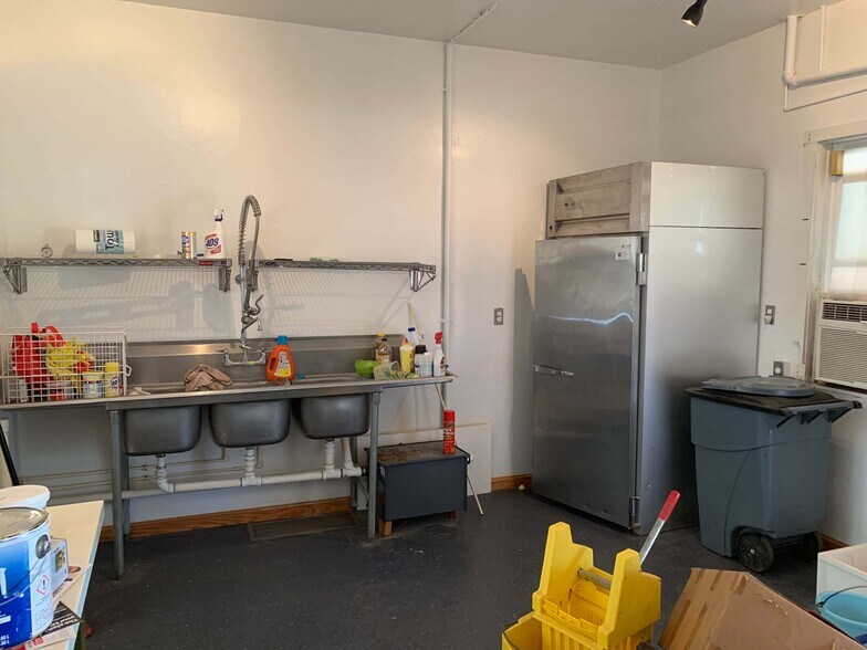 More Photos Of 7892 Stonewall Jackson Hwy, Front Royal Restaurant For Sale