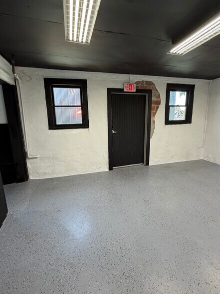 More Photos Of 155 Main St W, Monmouth Storefront For Lease