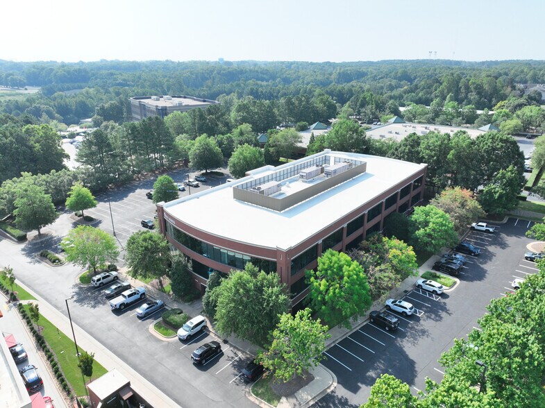More Photos Of 1511 Sunday Dr, Raleigh Office For Lease