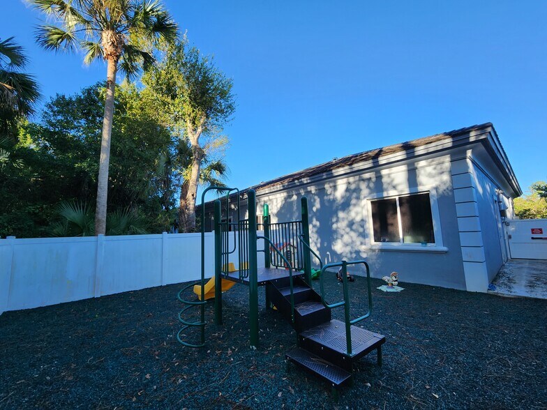 More Photos Of 166 Professional Way, Wellington Medical For Lease