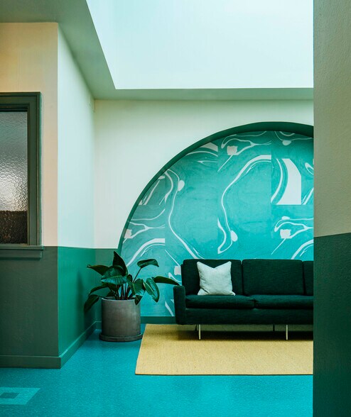 More Photos Of 215 Church St, Decatur Loft Creative Space For Lease