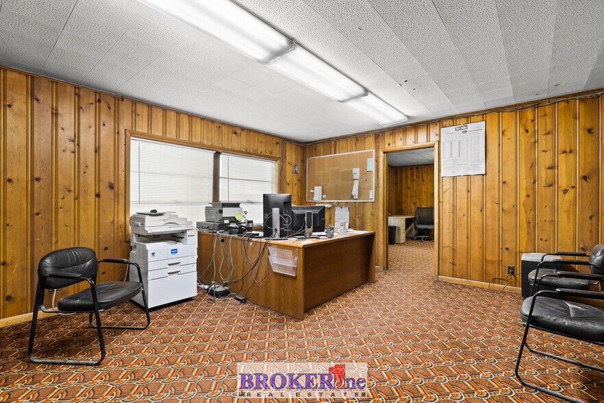 More Photos Of 5720 W Yellowstone Hwy, Casper Industrial For Sale