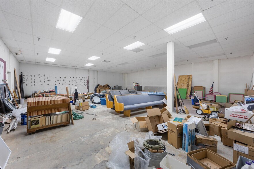 More Photos Of 6701 Niles St, Bakersfield Daycare Center For Sale