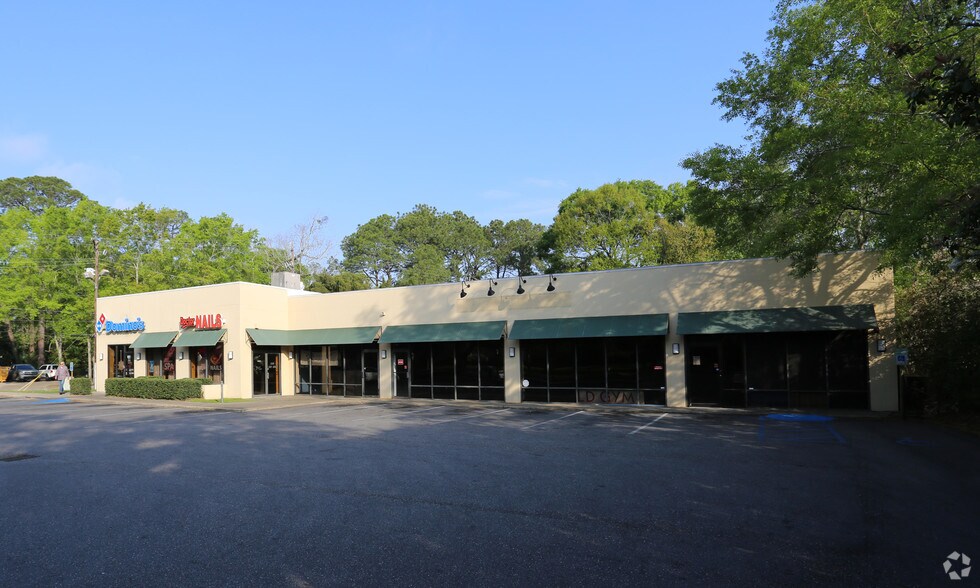 More Photos Of 1616 Government St, Mobile General Retail For Lease