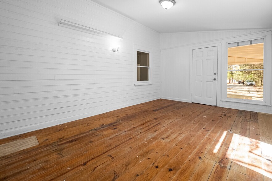 More Photos Of 11394 FM 2661, Tyler Multifamily For Sale