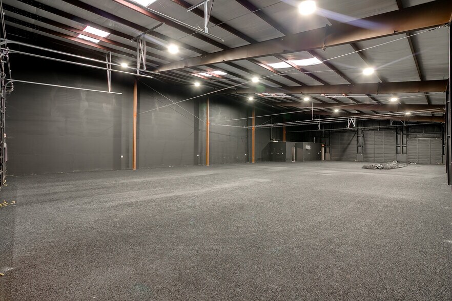 More Photos Of 4580 J D Mouser Pky, Alvarado Unknown For Lease