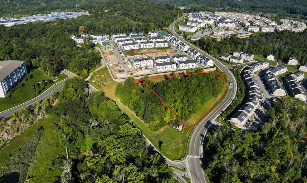 Primary Photo Of 2 Reserve Rd, Danbury Storefront Retail Office For Lease