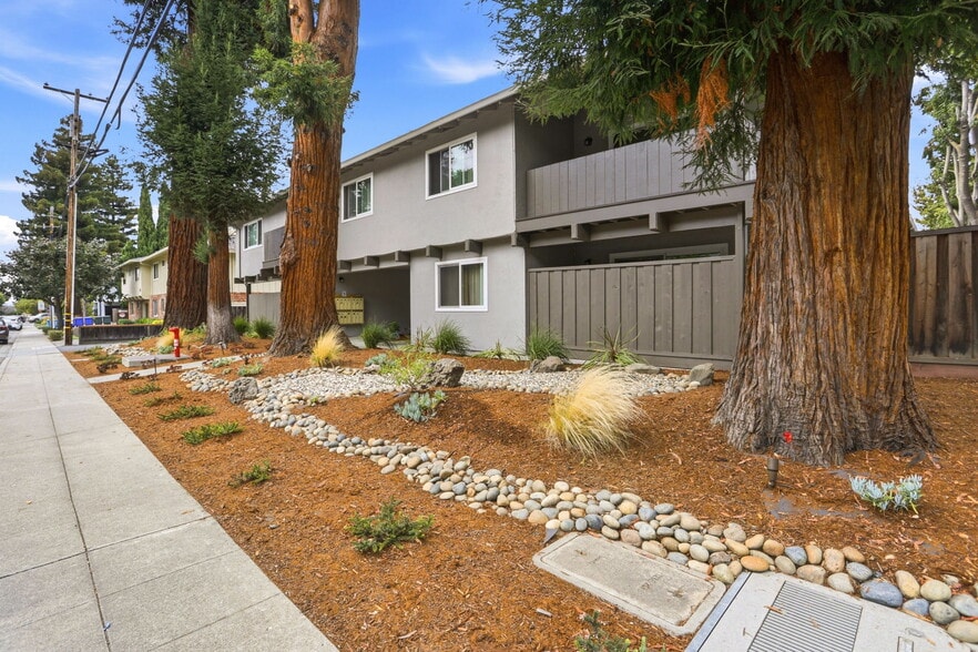 Primary Photo Of 239 Easy St, Mountain View Apartments For Sale