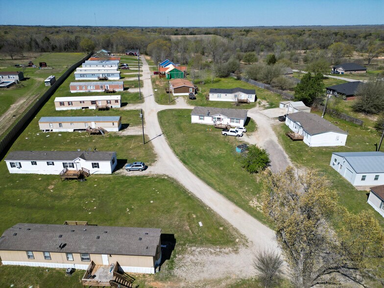 Primary Photo Of 10762 FM 607 N, Brownsboro Manufactured Housing Mobile Home Park For Sale