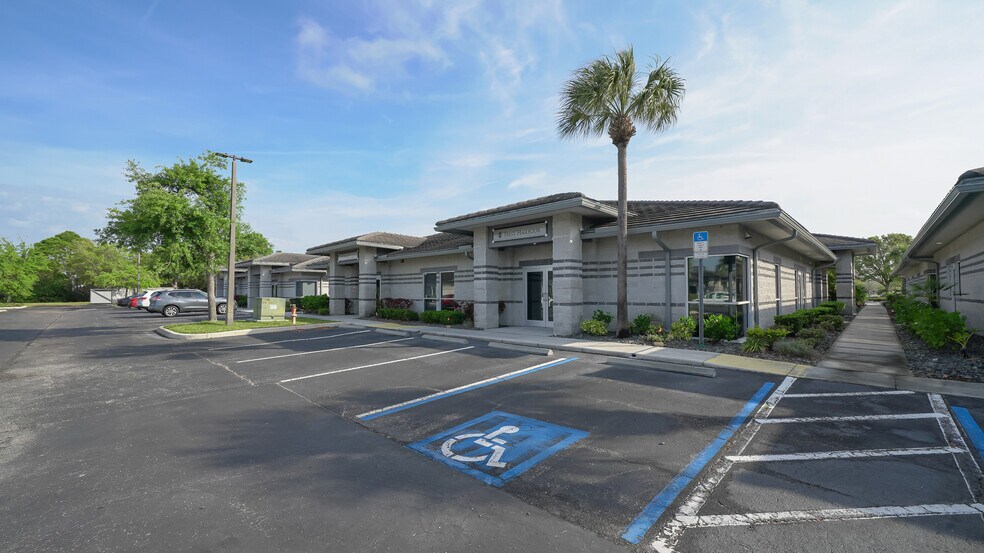 More Photos Of 7316-7320 Delainey Ct E, Sarasota Office Residential For Sale