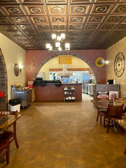 More Photos Of 239 Main St, Shelby Bar For Sale