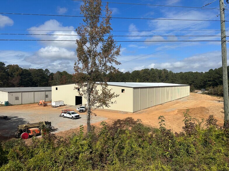 More Photos Of 71 Busch Dr, Lagrange Warehouse For Lease