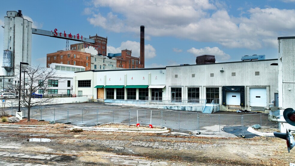 More Photos Of 543 James Ave, Saint Paul Manufacturing For Sale