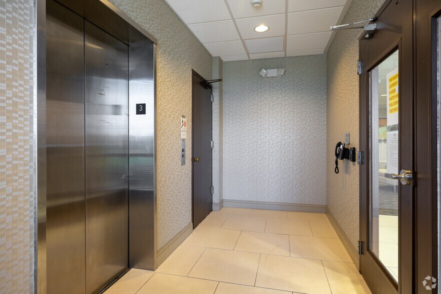 More Photos Of 601 21st St, Vero Beach Coworking Space