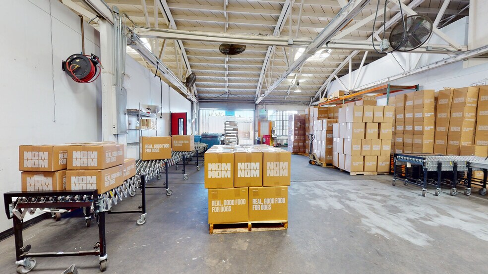 More Photos Of 415 E 10th St, Pittsburg Warehouse For Lease
