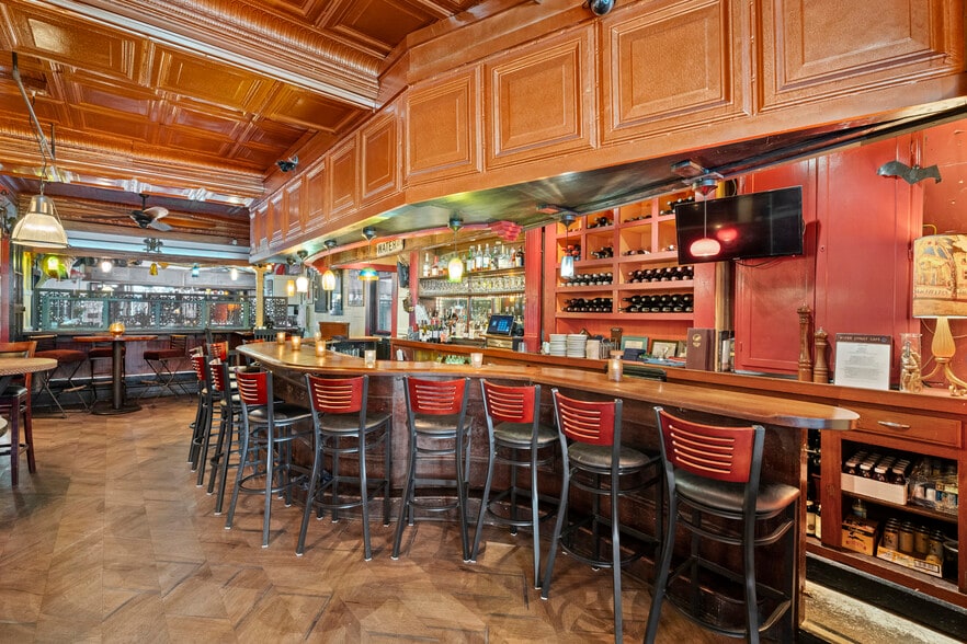 More Photos Of 143 Water St, Stonington Restaurant For Sale