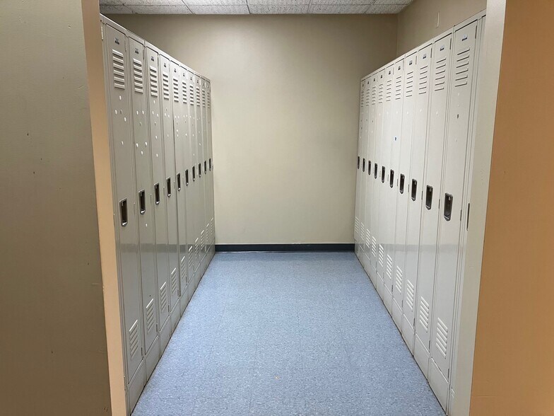 More Photos Of 85 S Long St, Williamsville Office For Lease