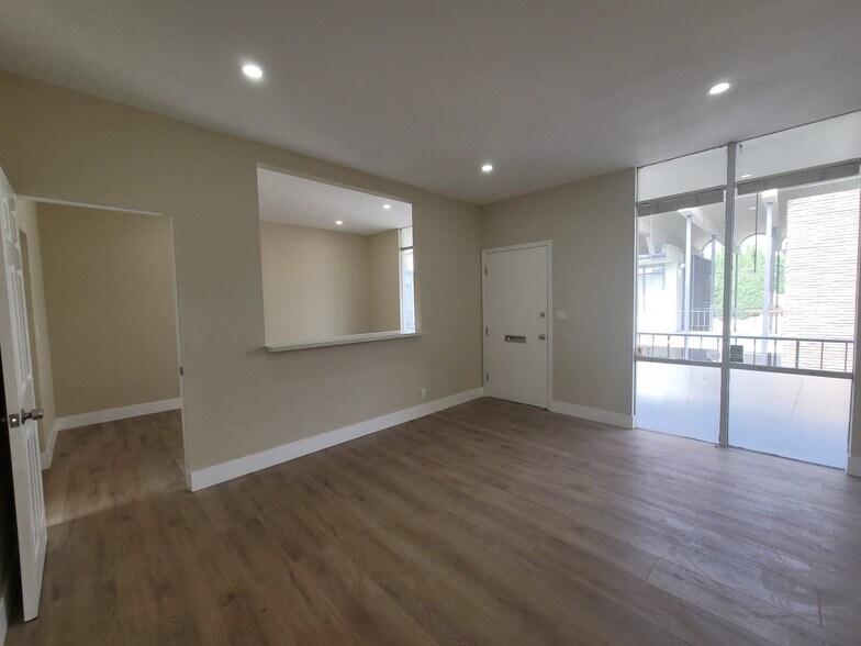 More Photos Of 3840 Woodruff Ave, Long Beach Medical For Lease