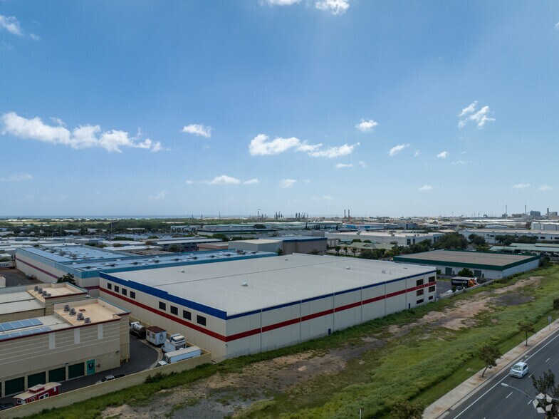 More Photos Of 1044 Opule St, Kapolei Distribution For Lease