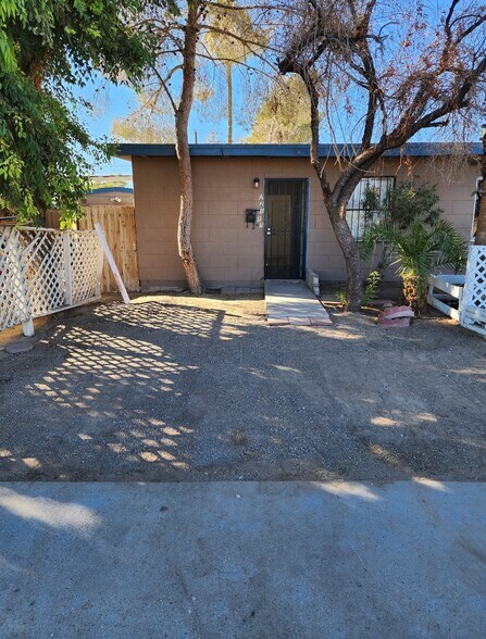 More Photos Of 2117 Donna St, North Las Vegas Apartments For Sale
