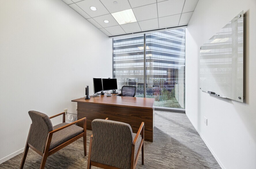 More Photos Of 1800 Post Oak Blvd, Houston Office For Lease