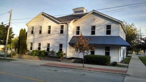 More Photos Of 101 E Pier St, Port Washington Office For Lease