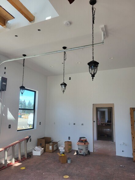 More Photos Of 501 E 3rd Ave, Post Falls Flex For Sale