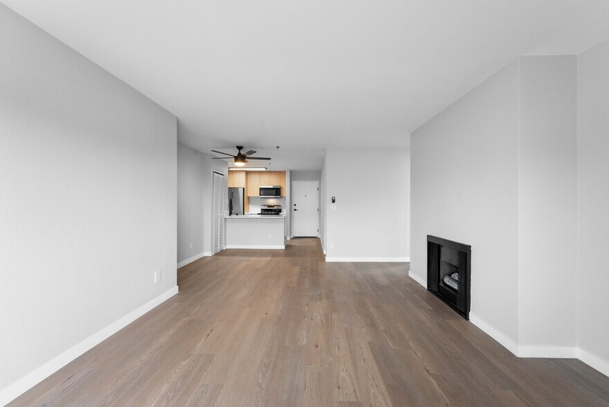 More Photos Of 1400 Venice Blvd, Venice Apartments For Sale