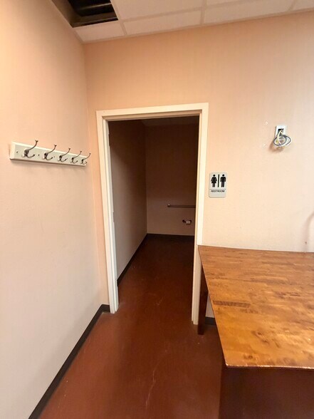 More Photos Of 829-833 W Main st, Homer General Retail For Sale